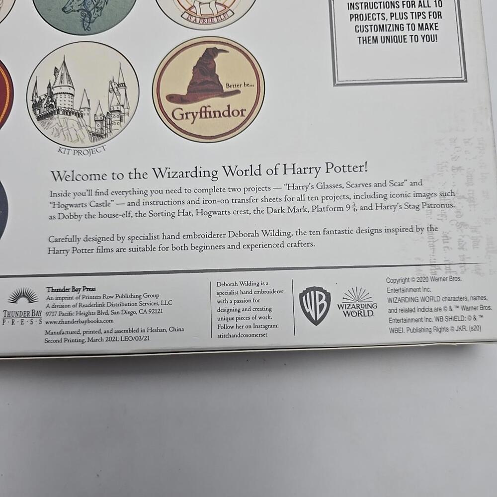 Harry Potter Embroidery (Embroidery Craft) - paperback Wilding, Deborah - Picture 7 of 14